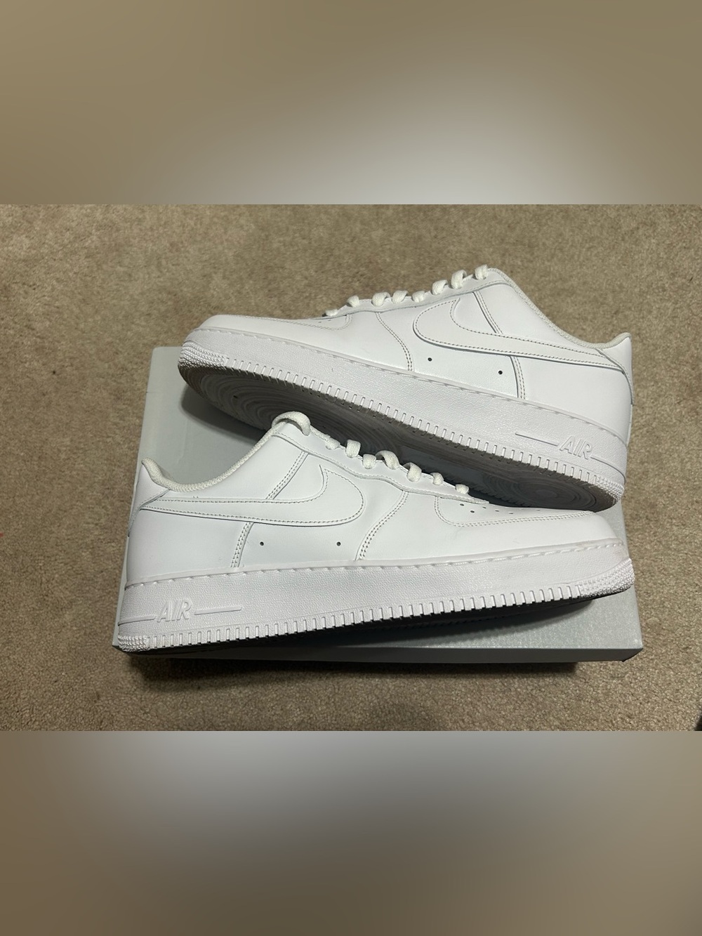 Nike Air Force 1